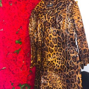 DOLCE & GABBANA FAUX PATENT LEATHER LEOPARD TRENCH COAT